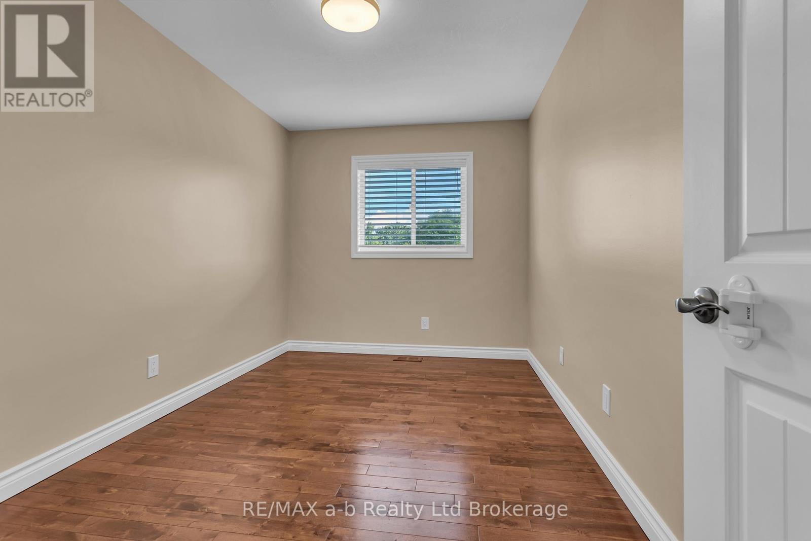54 Pebble Beach Court Property Photo 15