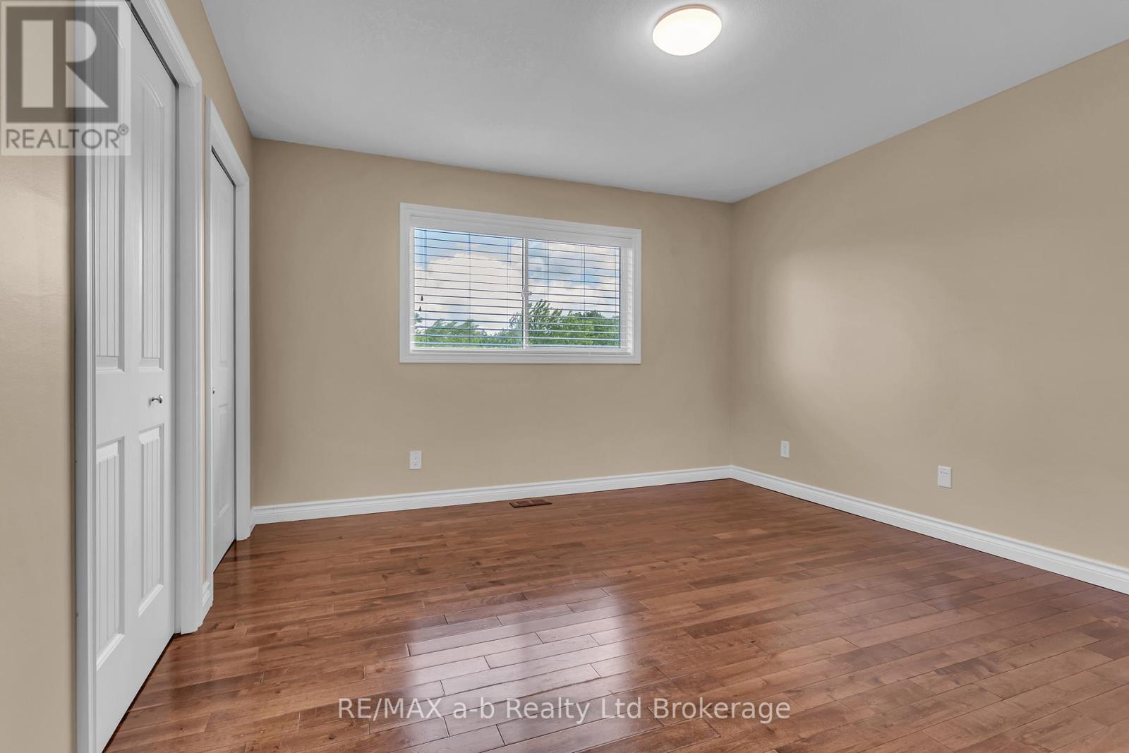 54 Pebble Beach Court Property Photo 16