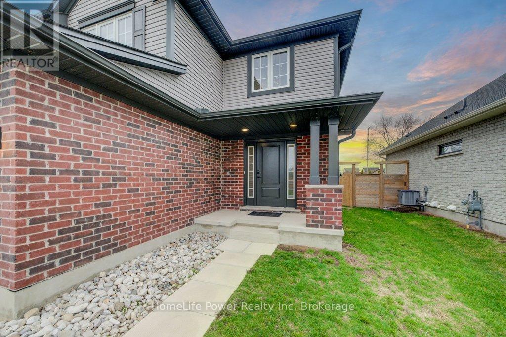 4 Livingston Drive Property Photo 4