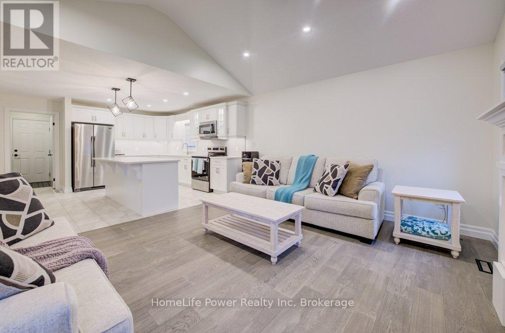 4 Livingston Drive Property Photo 10