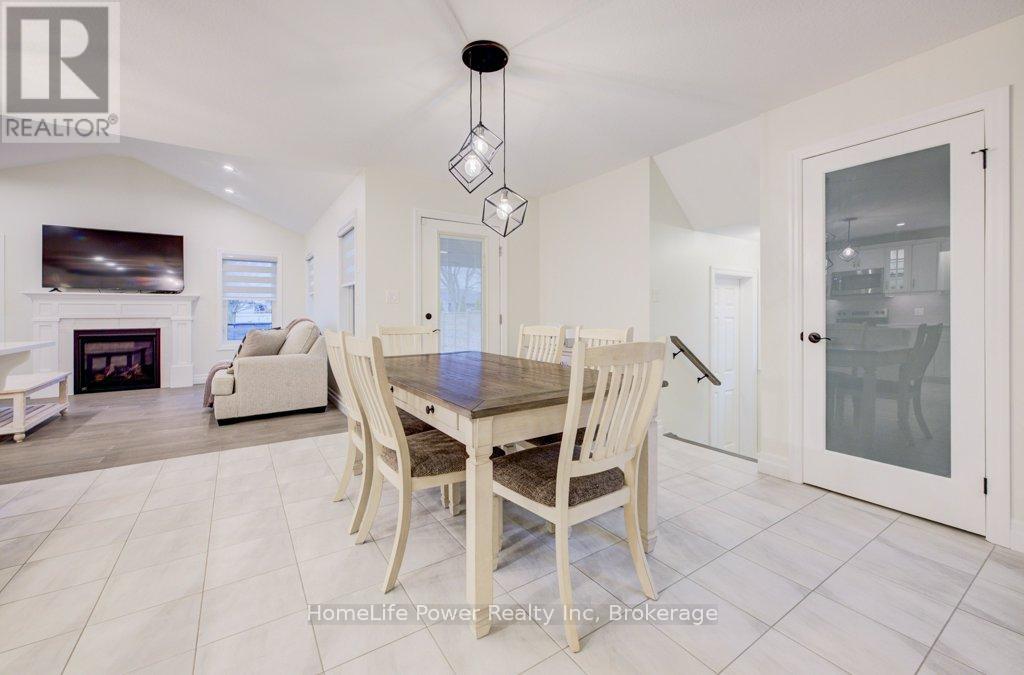 4 Livingston Drive Property Photo 19