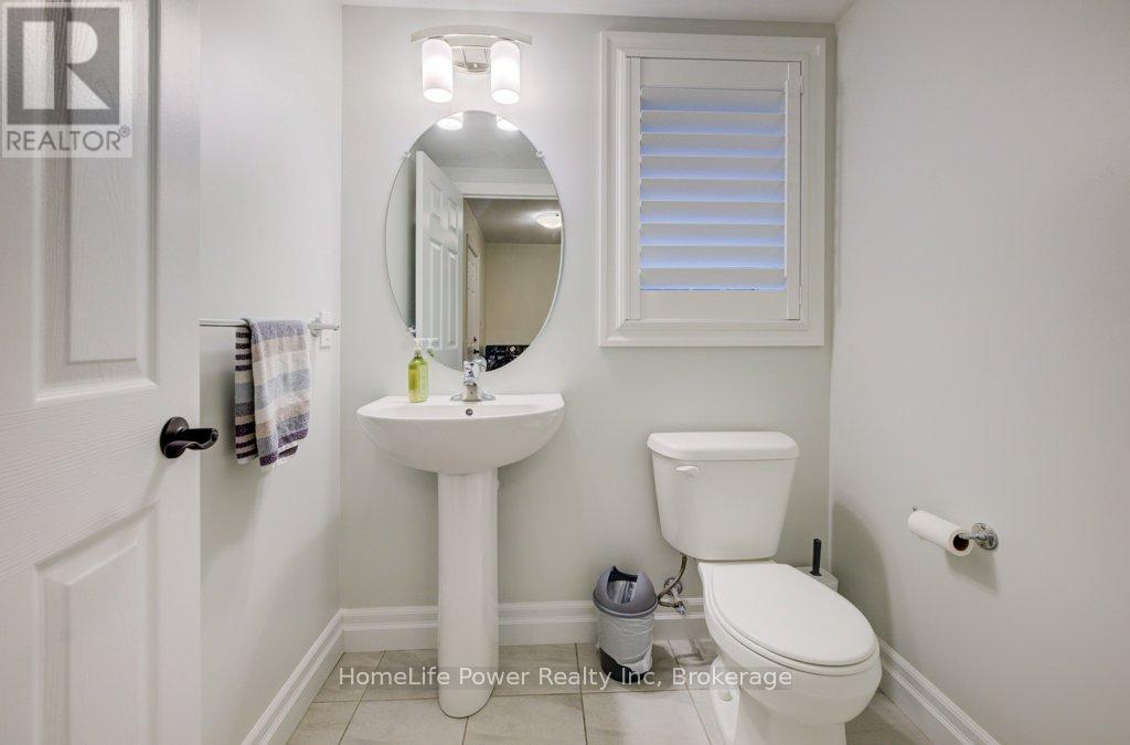 4 Livingston Drive Property Photo 23