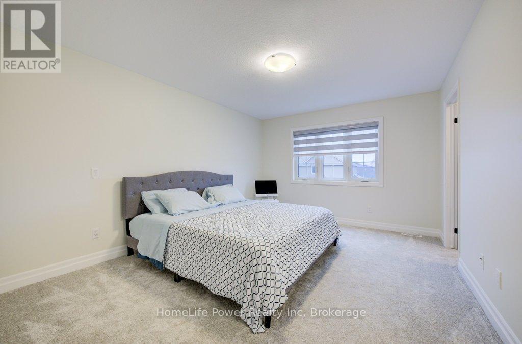 4 Livingston Drive Property Photo 27