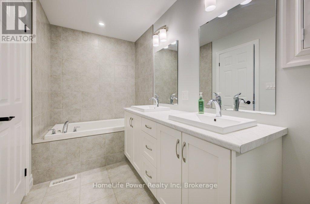 4 Livingston Drive Property Photo 31