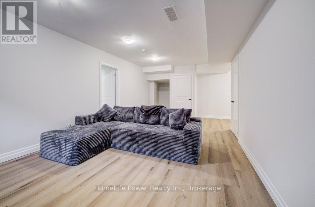 4 Livingston Drive Property Photo 37