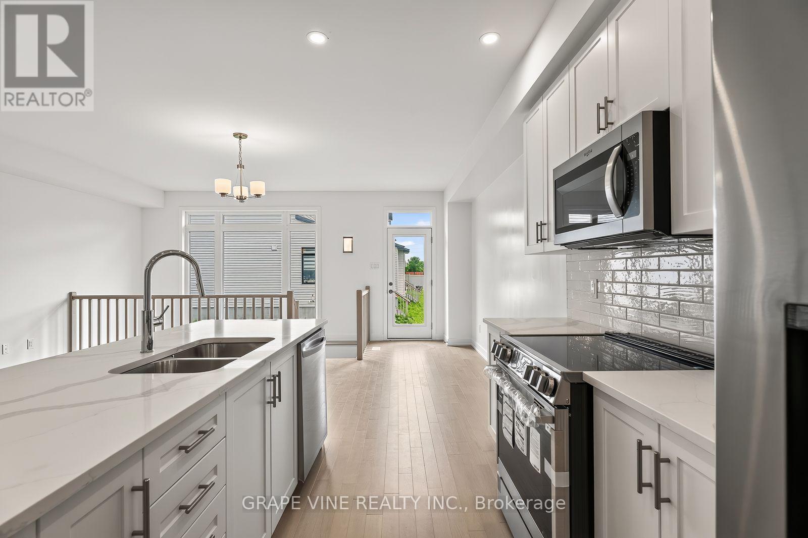 239 Monticello Avenue Property Photo 10