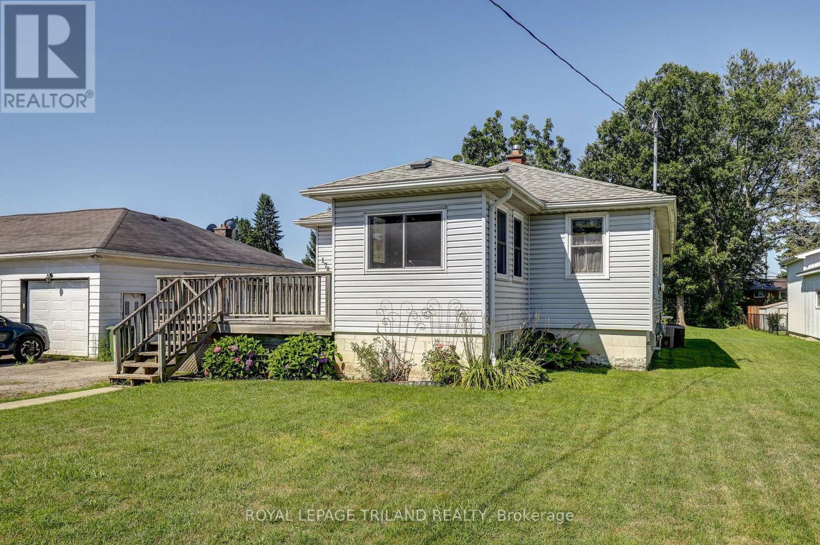 178 Balaclava Street Property Photo 2