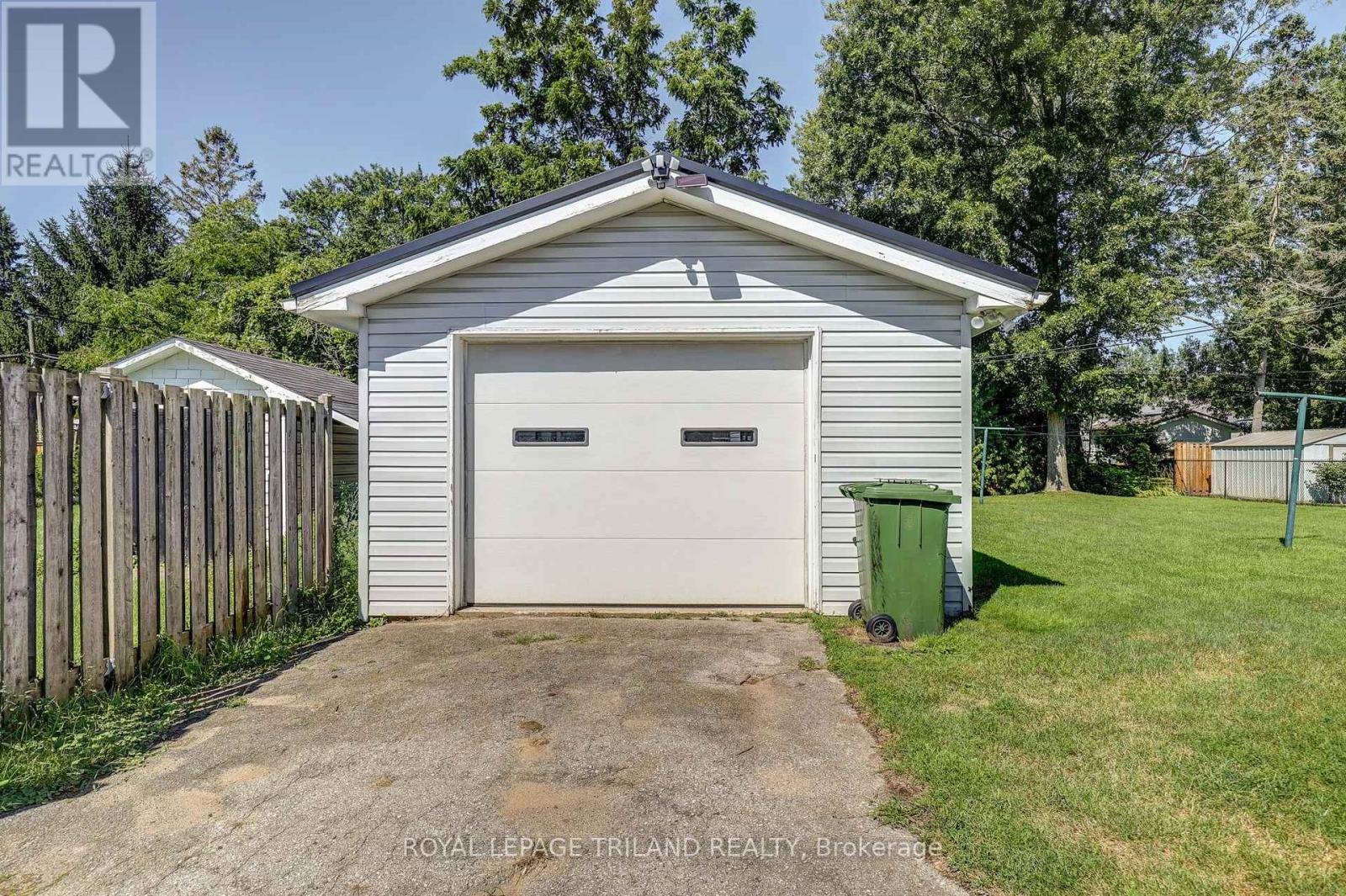 178 Balaclava Street Property Photo 8