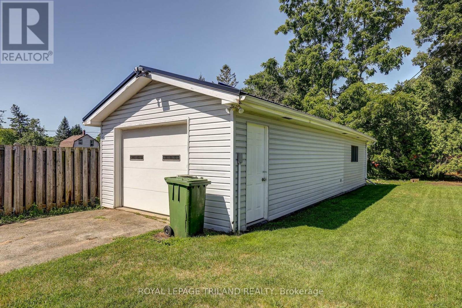 178 Balaclava Street Property Photo 9