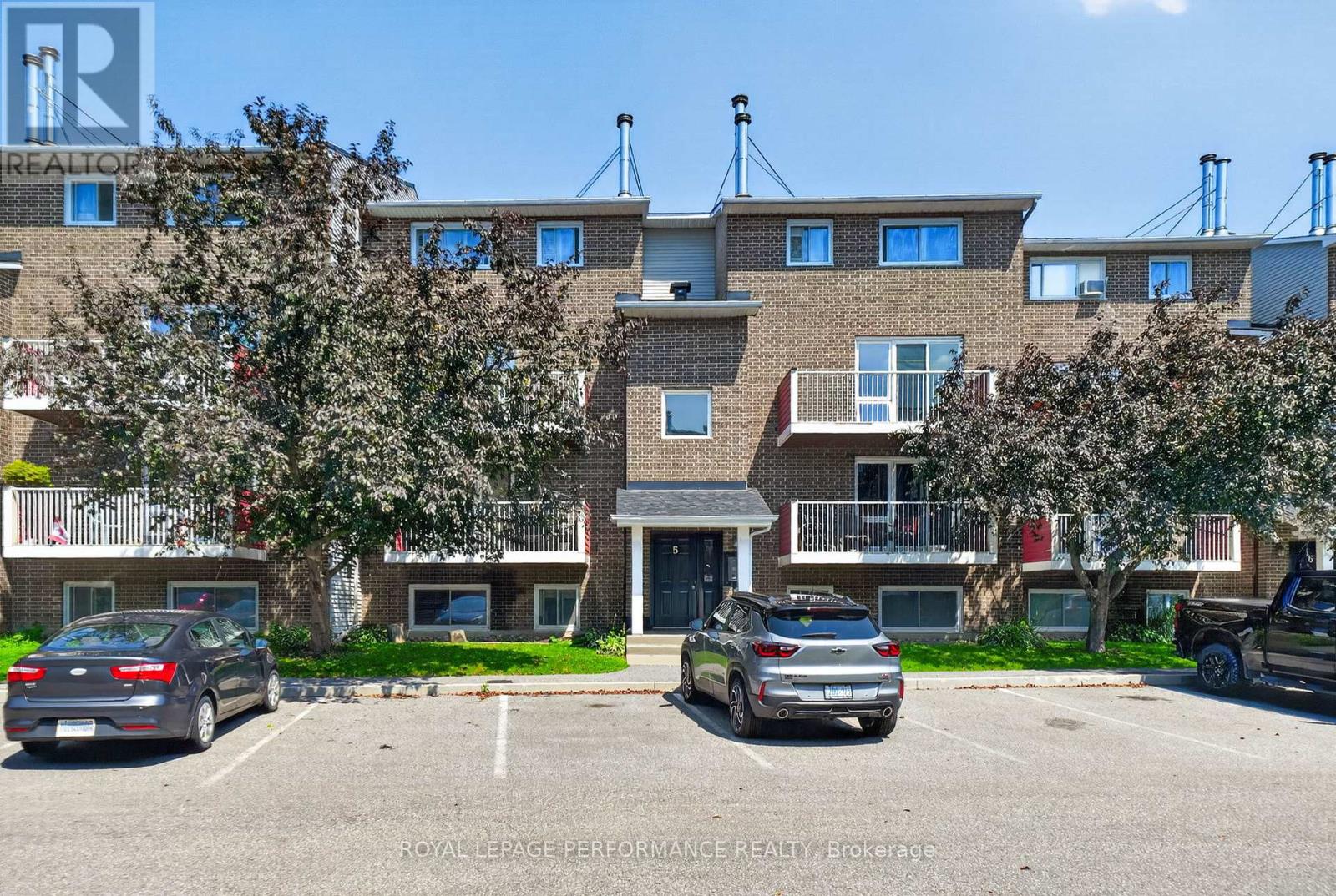 502 - 1589 St. Bernard Street Property Photo 1