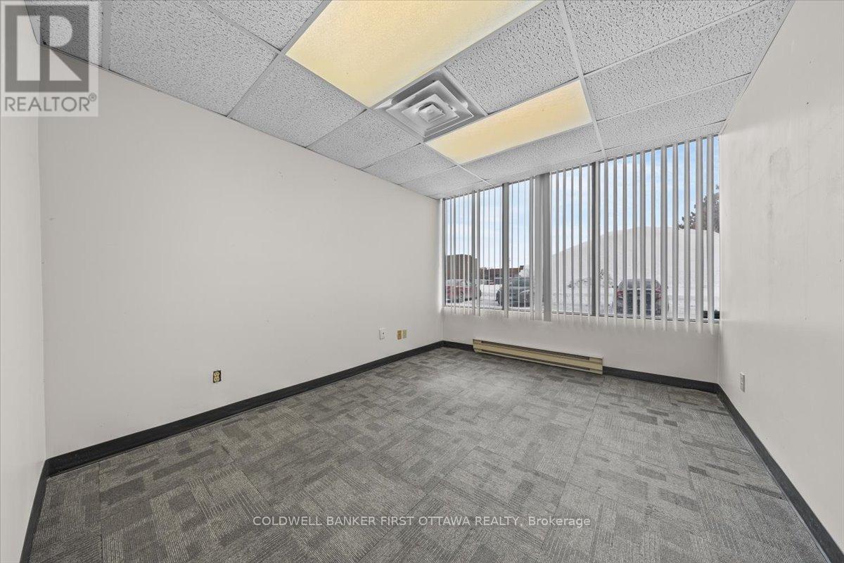 18 - 77 Auriga Drive Property Photo 10