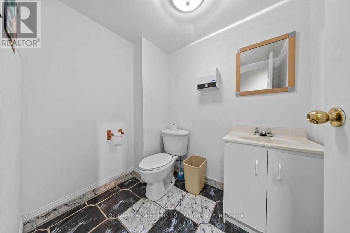 18 - 77 Auriga Drive Property Photo 21