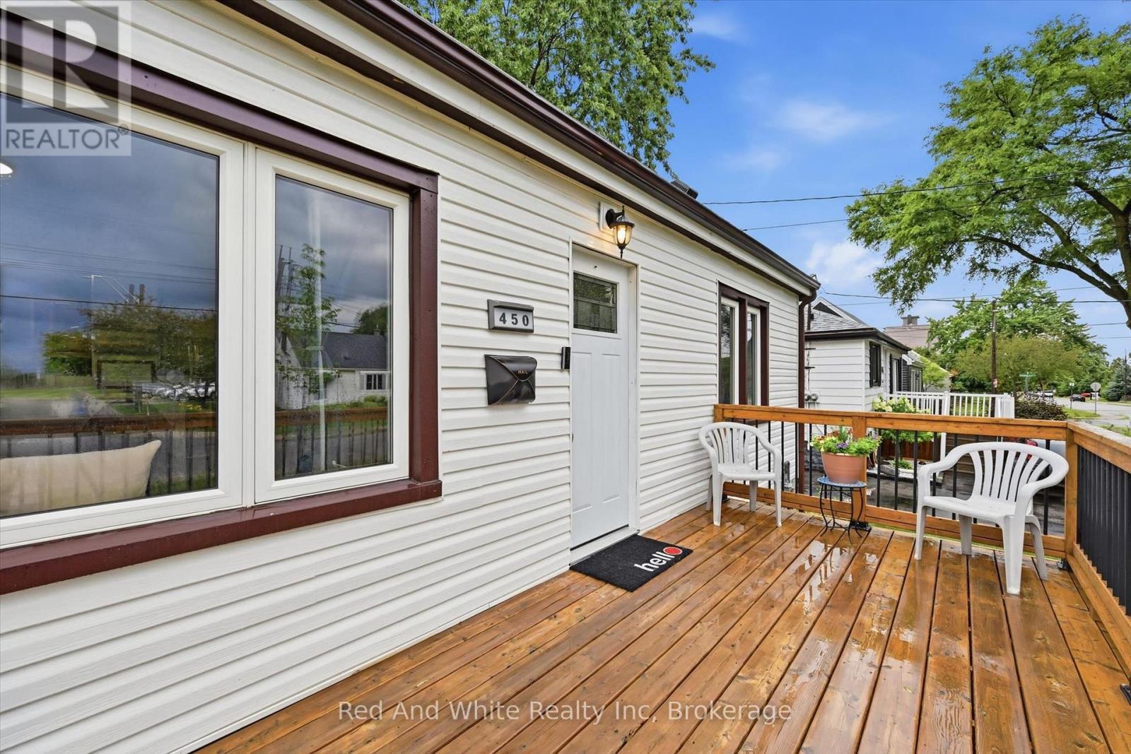 450 East 42nd Street Property Photo 3