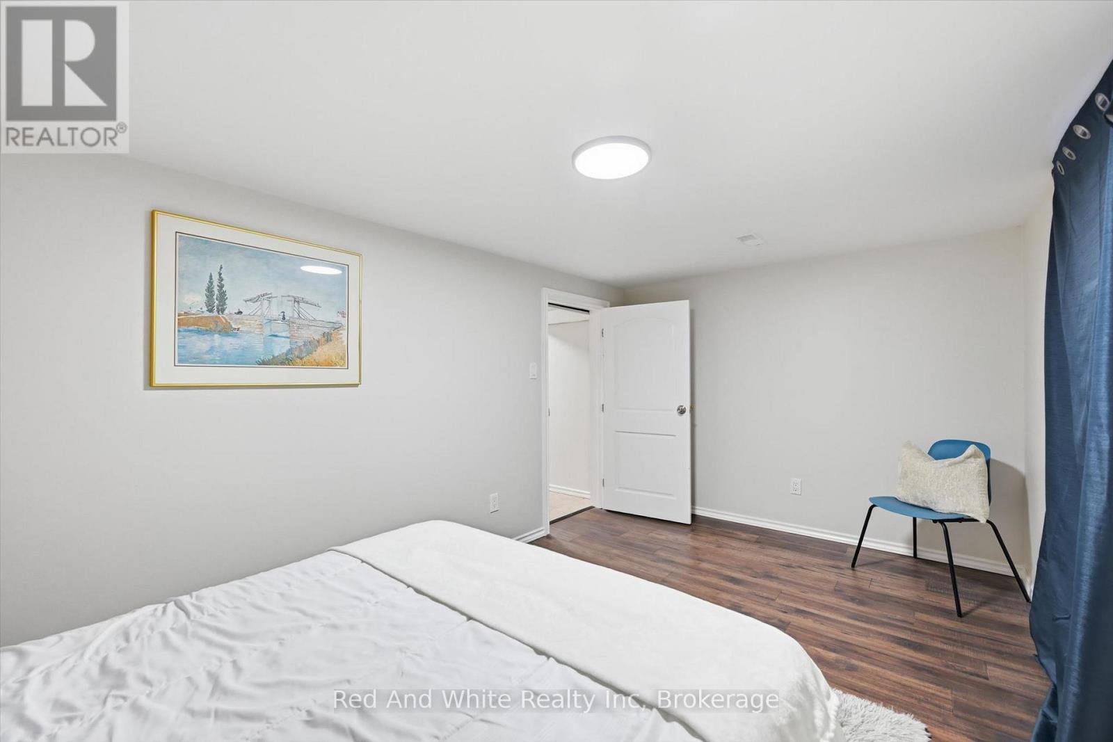 450 East 42nd Street Property Photo 29