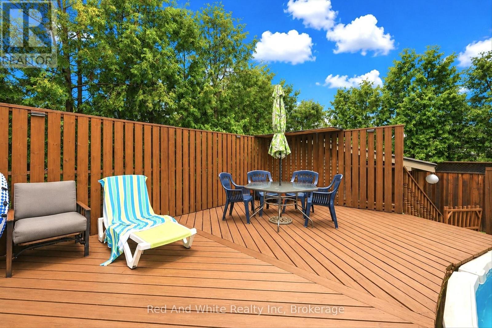 450 East 42nd Street Property Photo 42