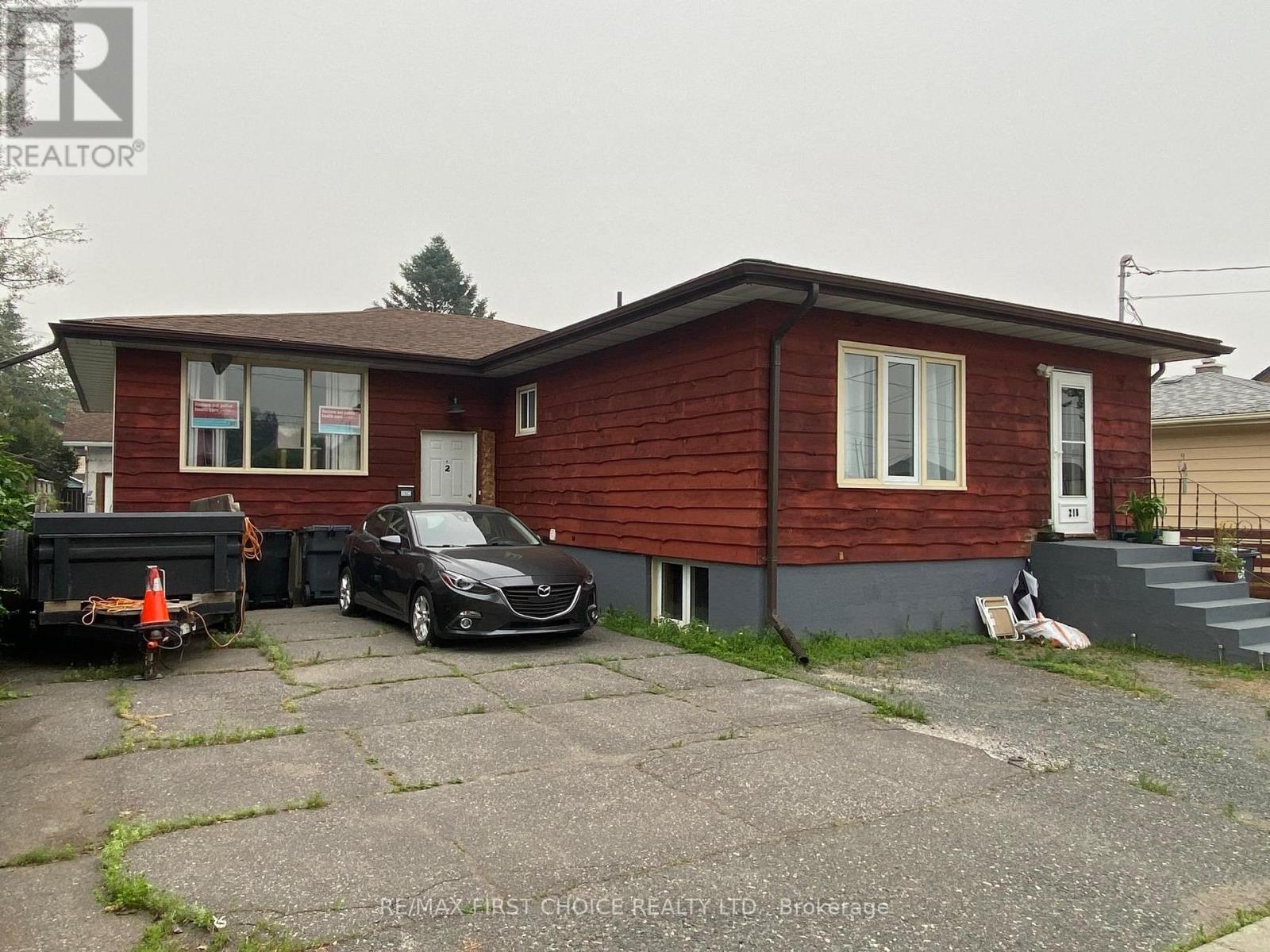 218 POWLEY STREET