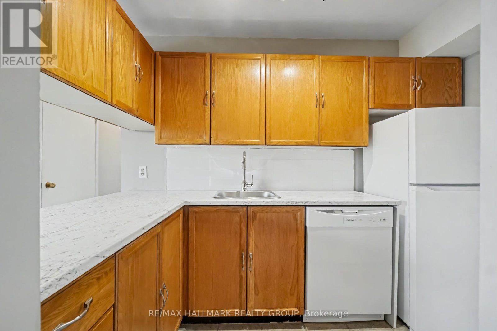 306 - 316 Savard Avenue Property Photo 9