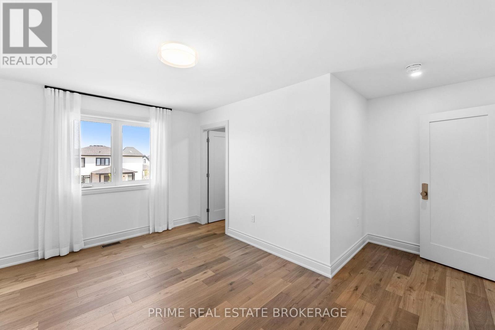793 Valleystream Walk Property Photo 30