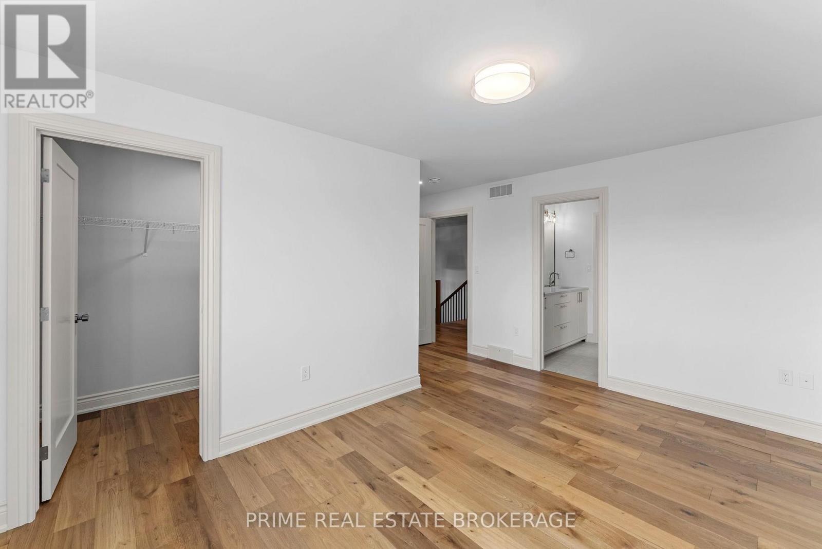 793 Valleystream Walk Property Photo 31