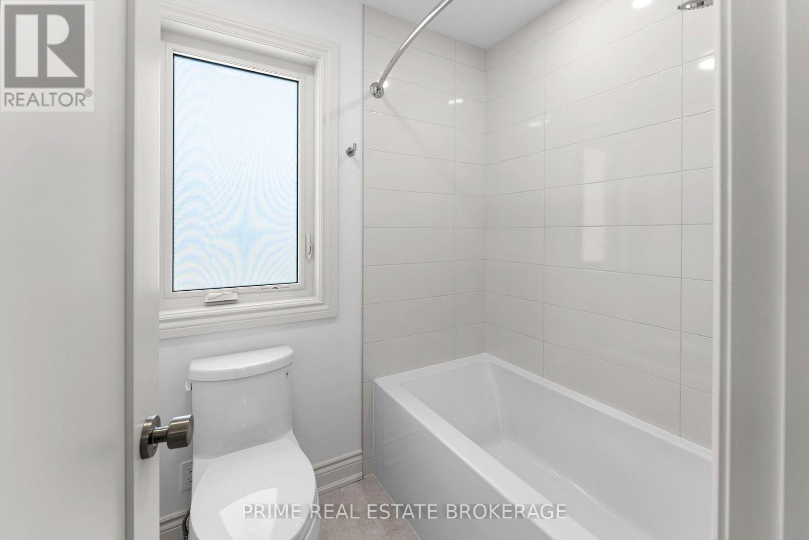 793 Valleystream Walk Property Photo 33