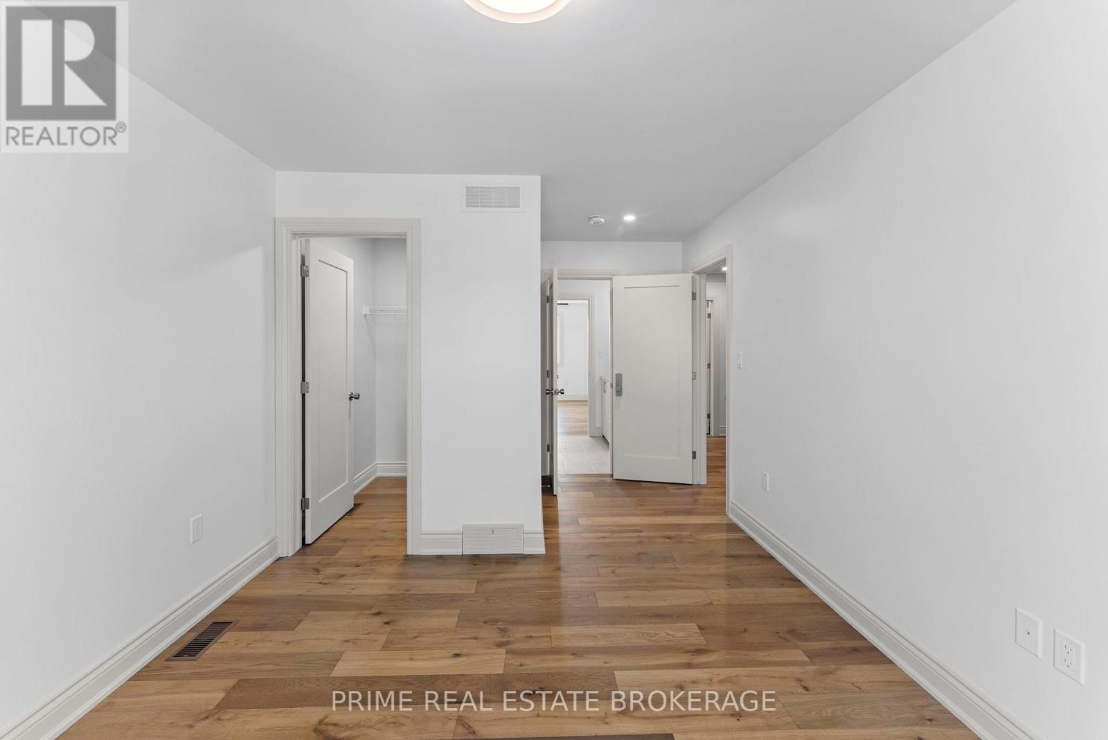 793 Valleystream Walk Property Photo 35