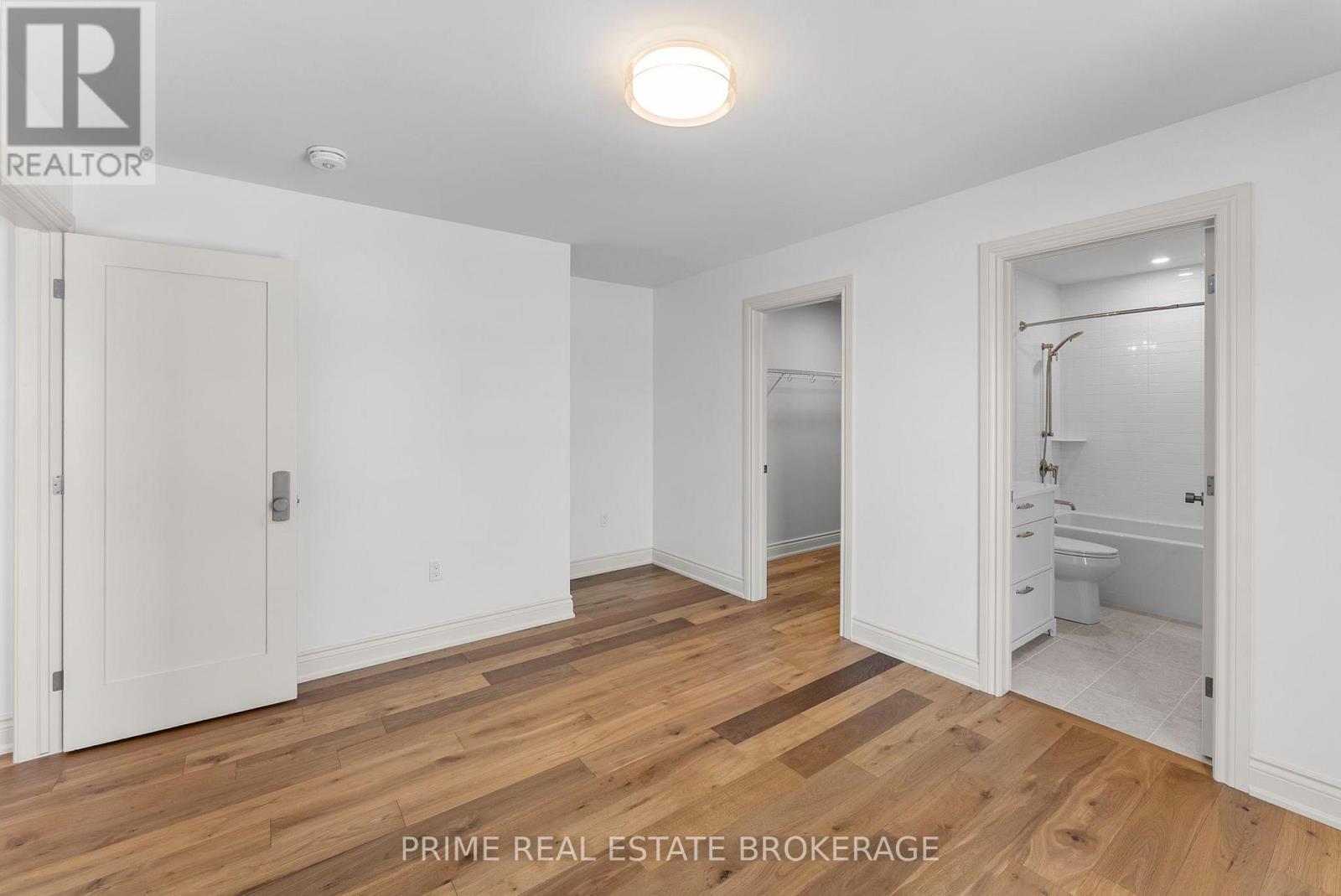 793 Valleystream Walk Property Photo 37