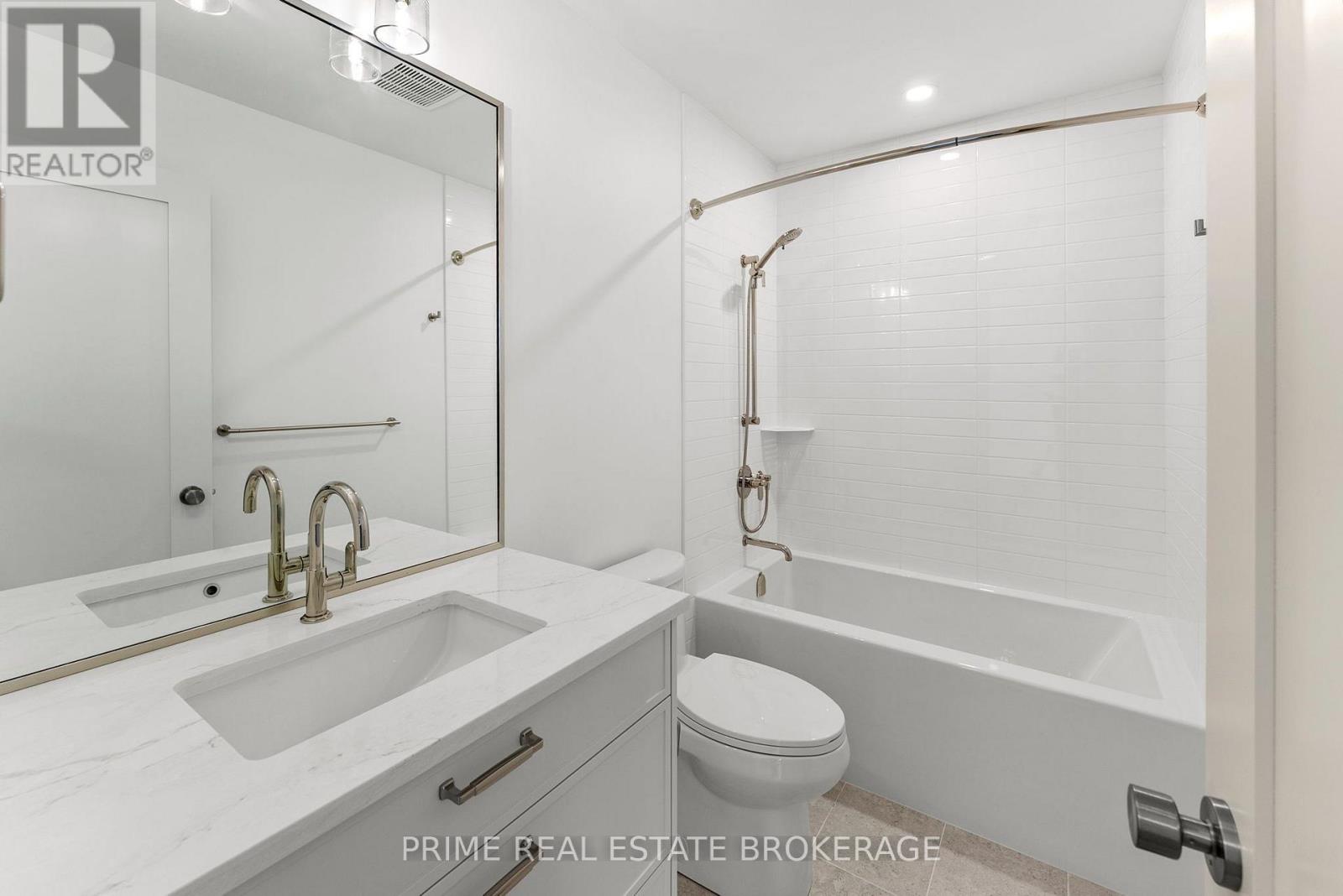 793 Valleystream Walk Property Photo 38