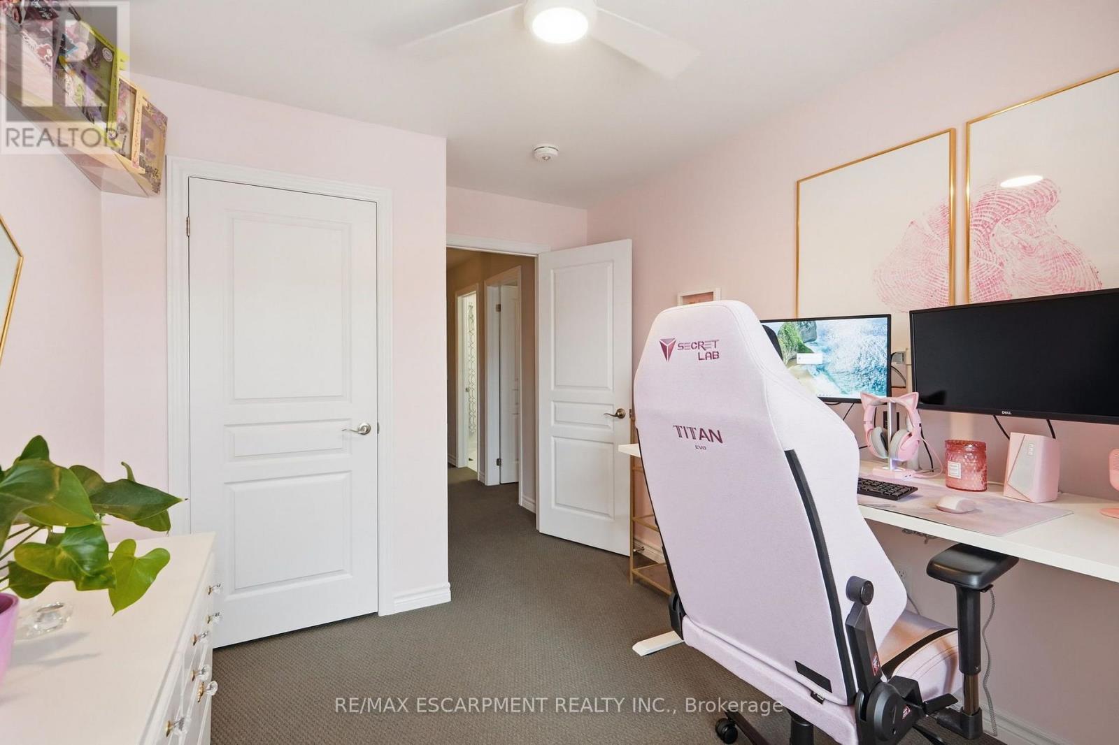 87 Hugill Way Property Photo 24