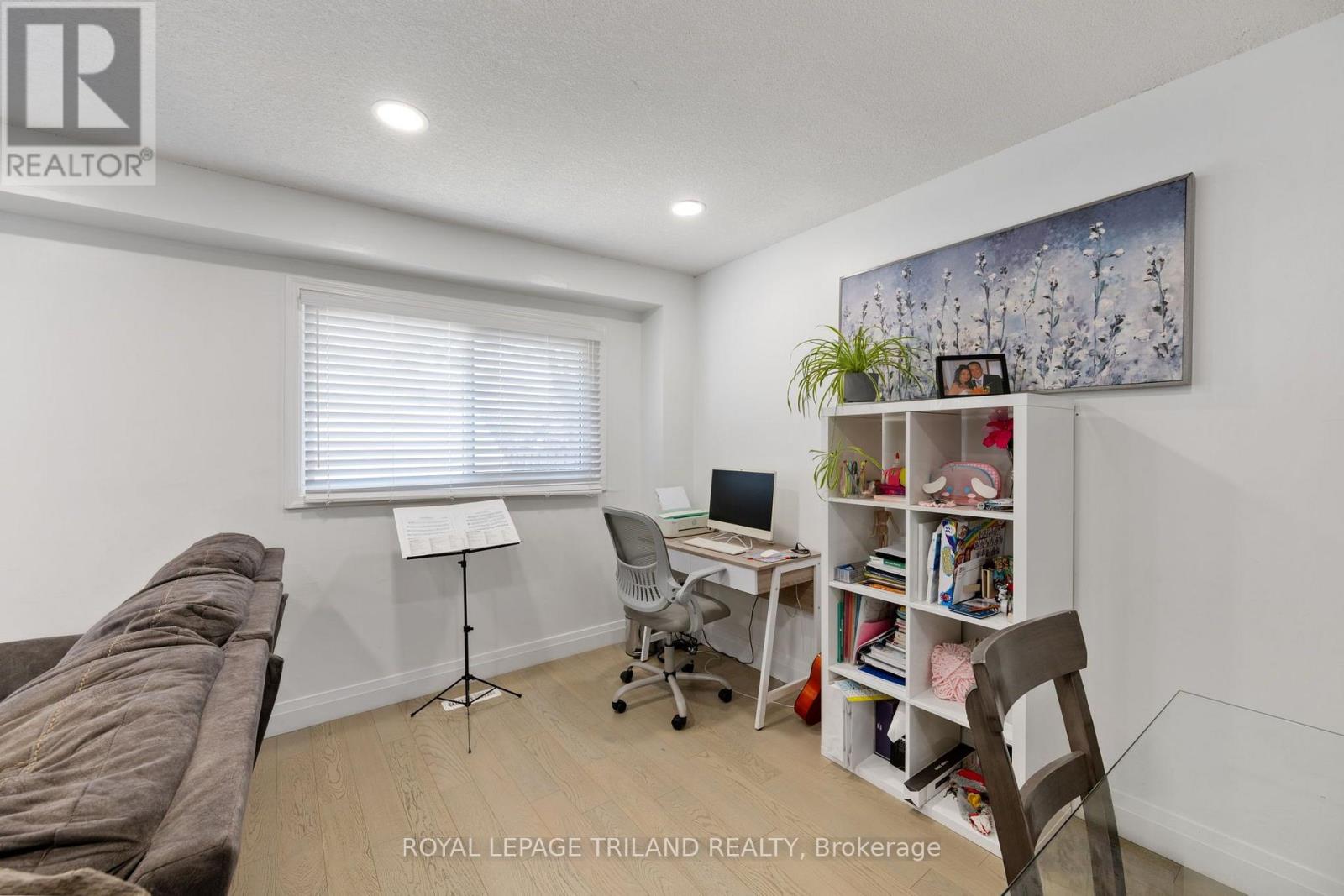 43 - 711 Osgoode Drive Property Photo 11