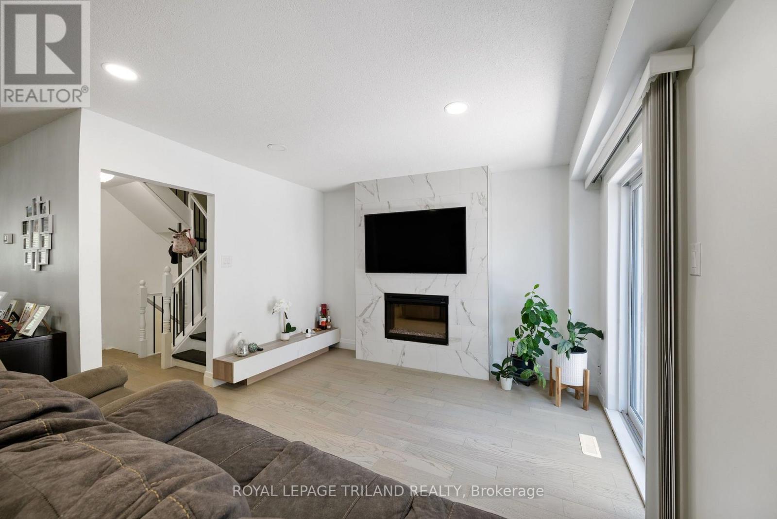 43 - 711 Osgoode Drive Property Photo 15