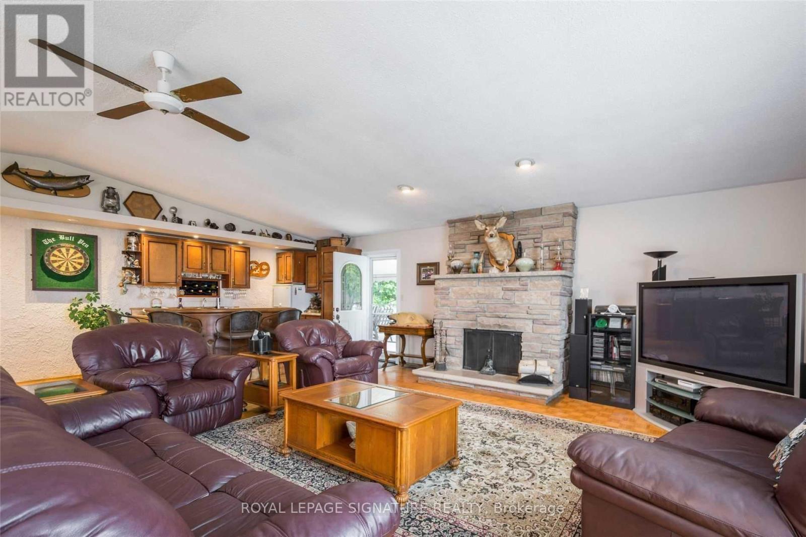 11438c Loyalist Parkway Property Photo 13