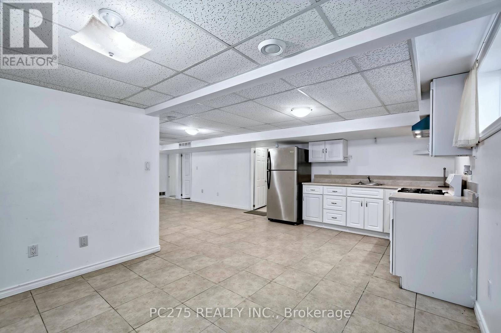 1229 Exmouth Street Property Photo 25