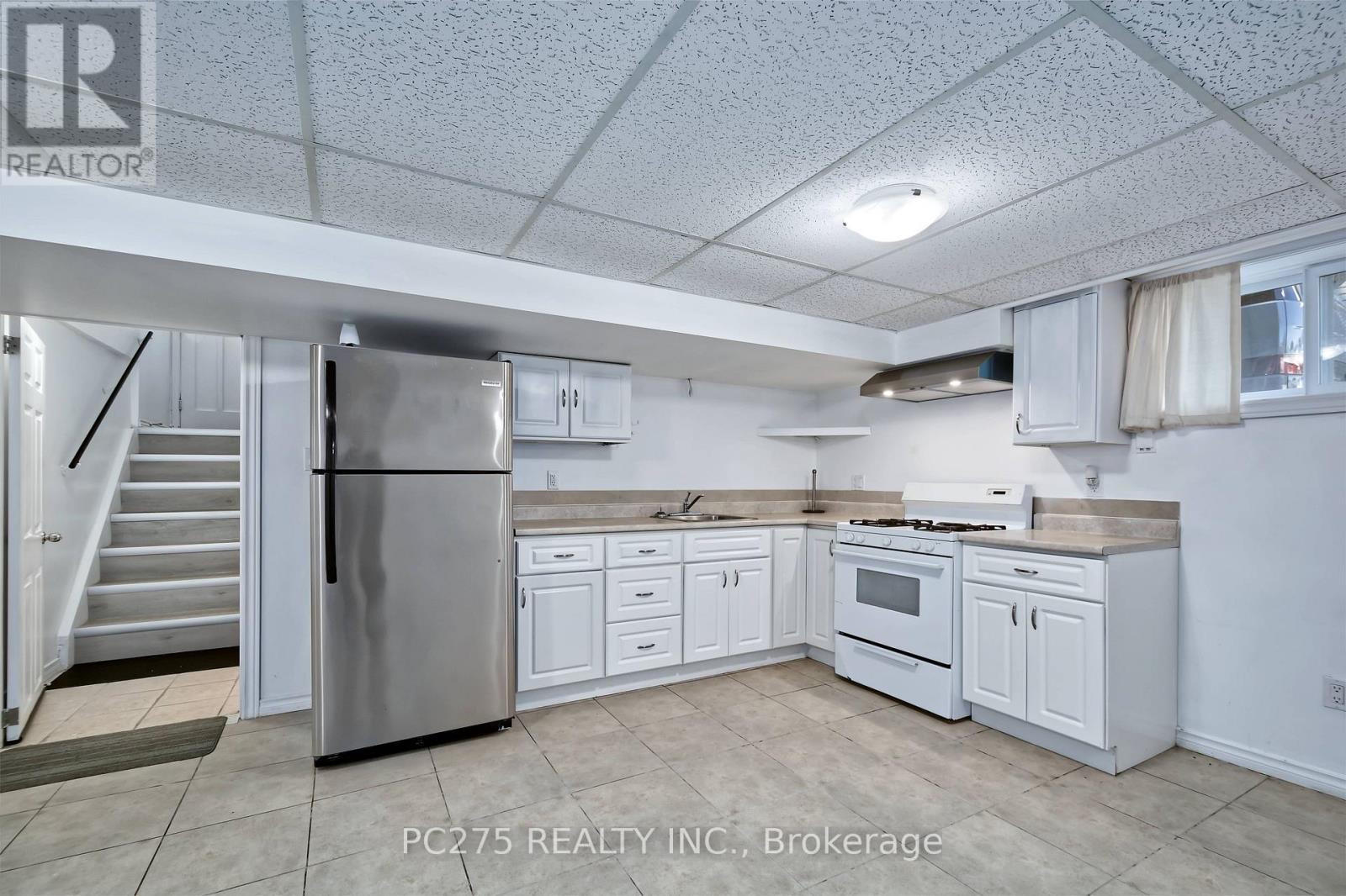 1229 Exmouth Street Property Photo 26