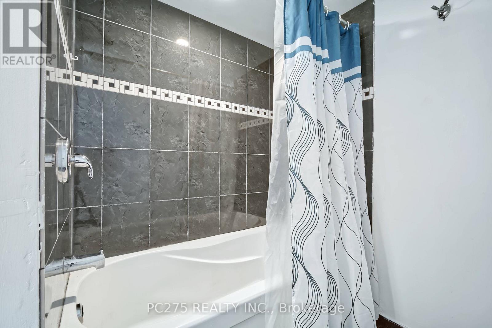 1229 Exmouth Street Property Photo 28