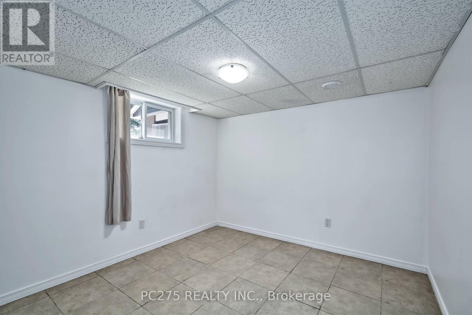 1229 Exmouth Street Property Photo 31