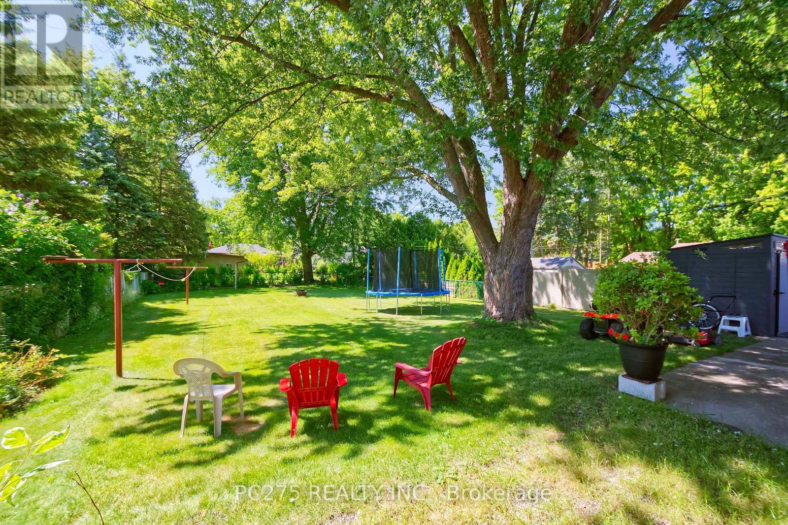 1229 Exmouth Street Property Photo 36