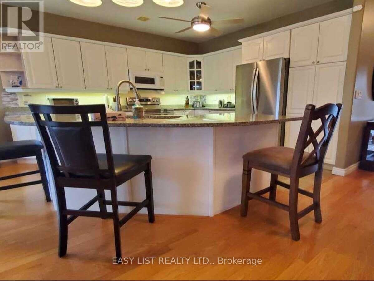305 O'connor Court Property Photo 6