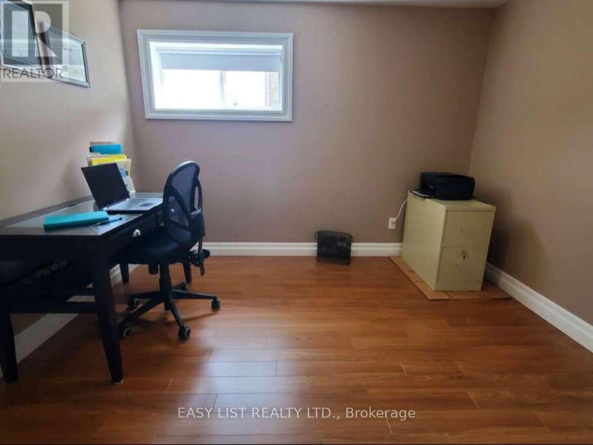 305 O'connor Court Property Photo 19