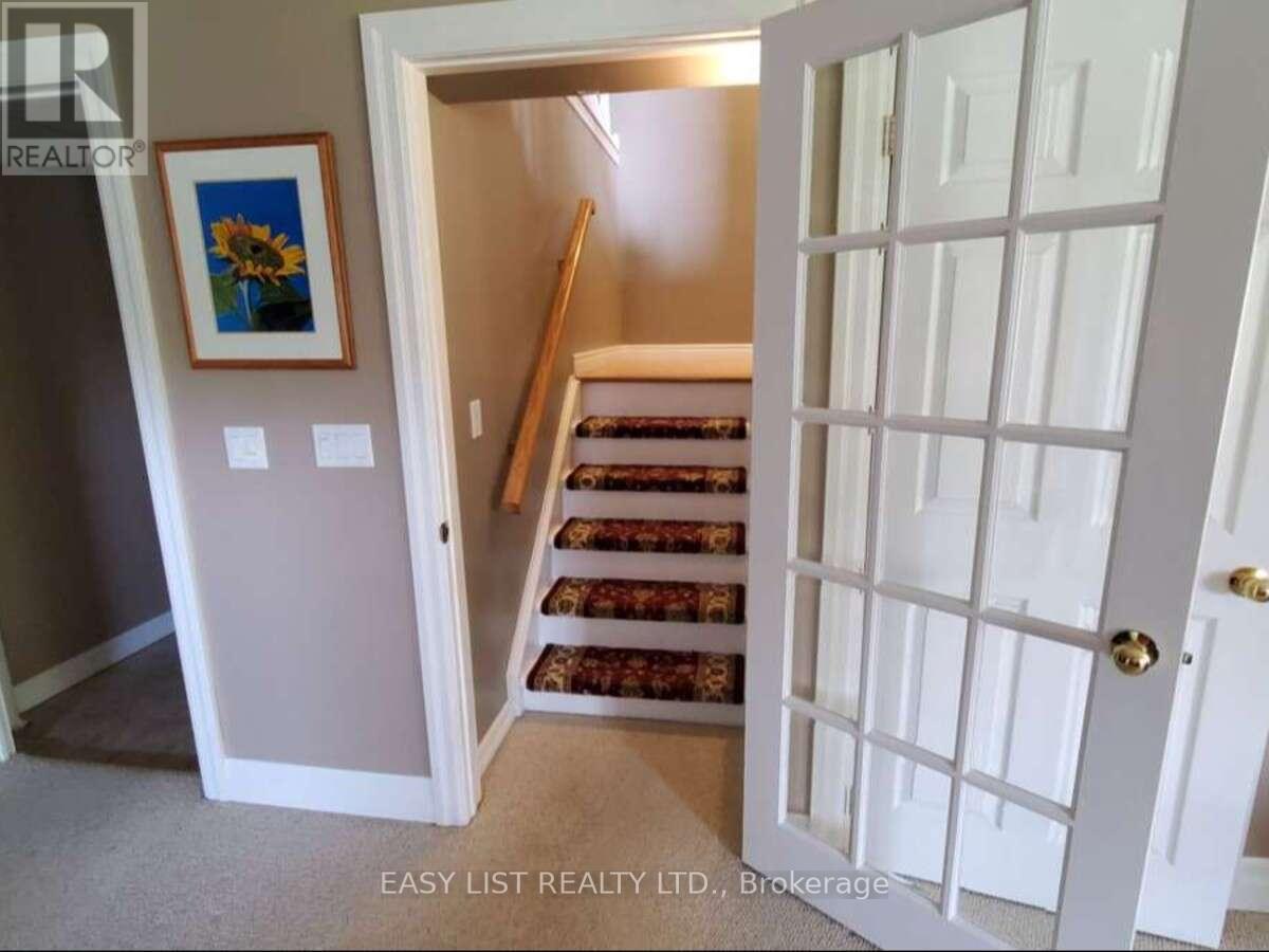 305 O'connor Court Property Photo 21