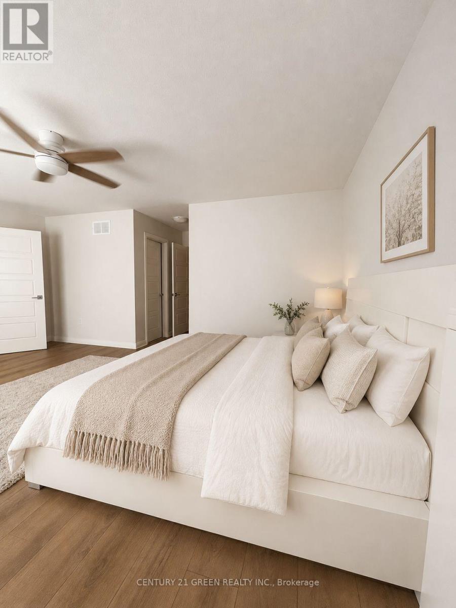 251 Clark Avenue Property Photo 17