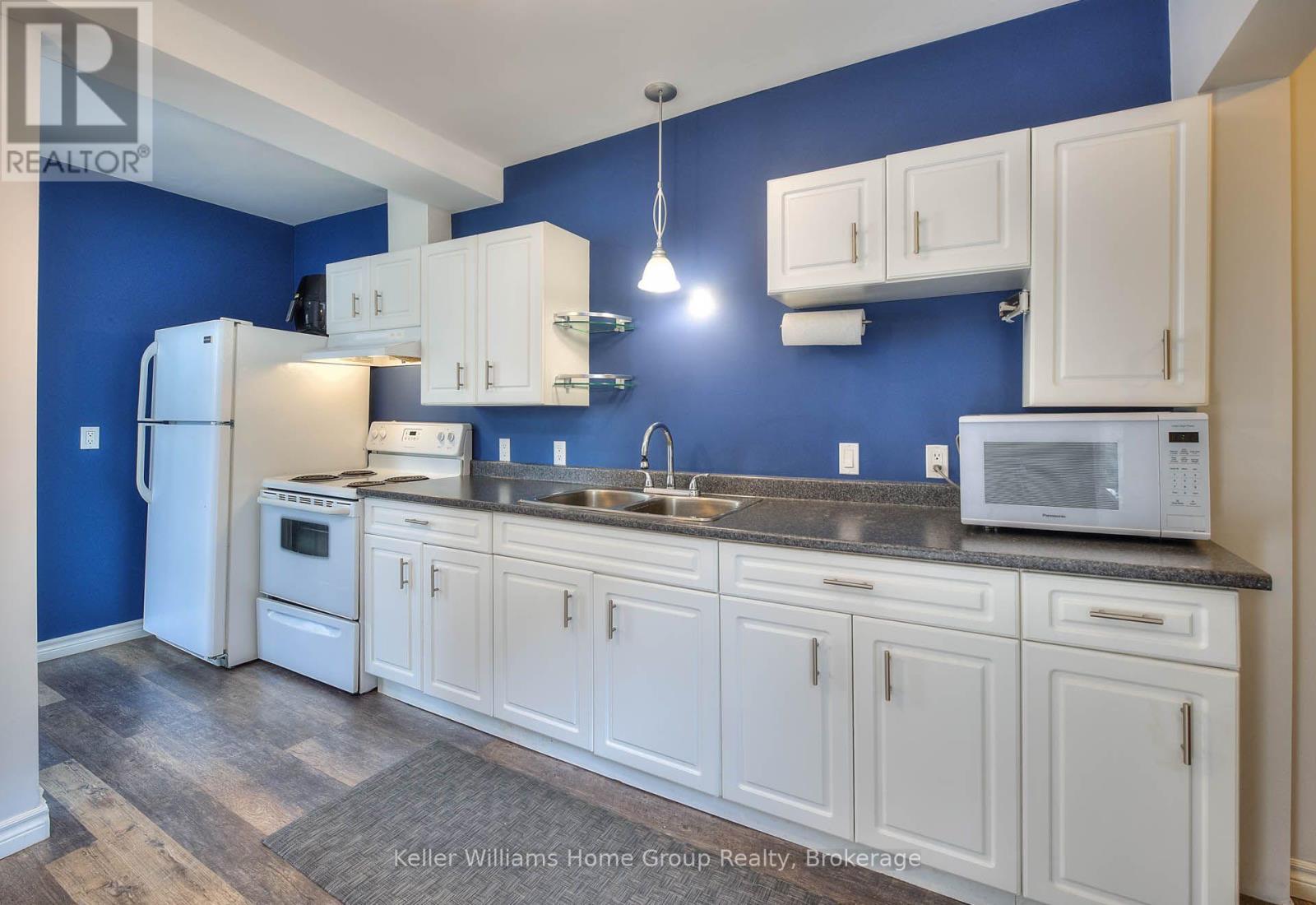 1346 King Street E Property Photo 19
