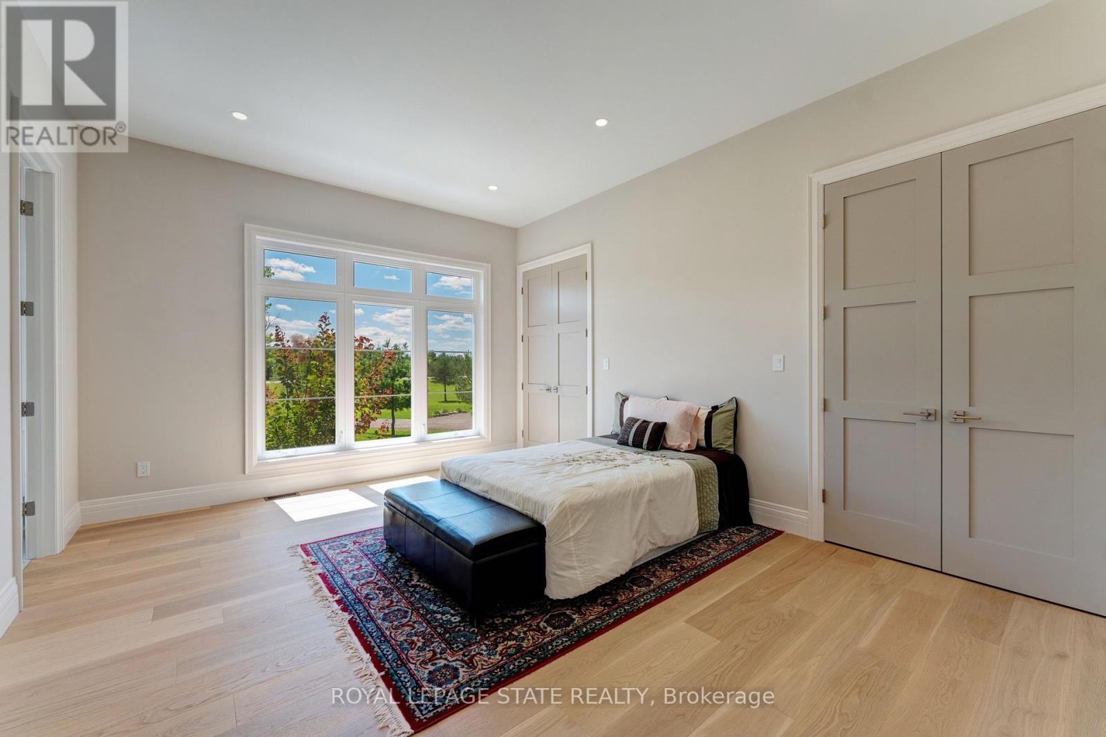 986 Highway 8 Property Photo 20