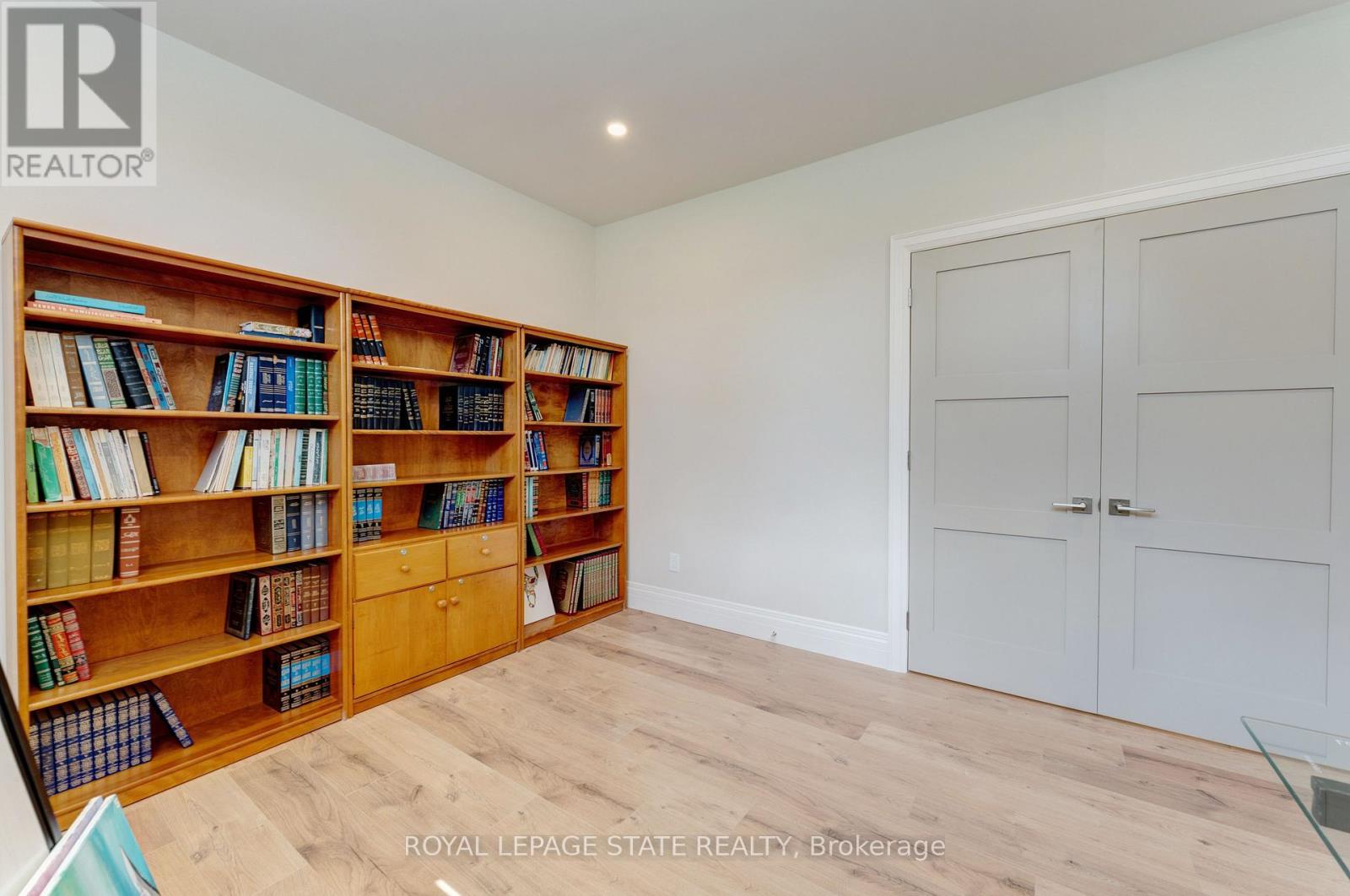 986 Highway 8 Property Photo 35