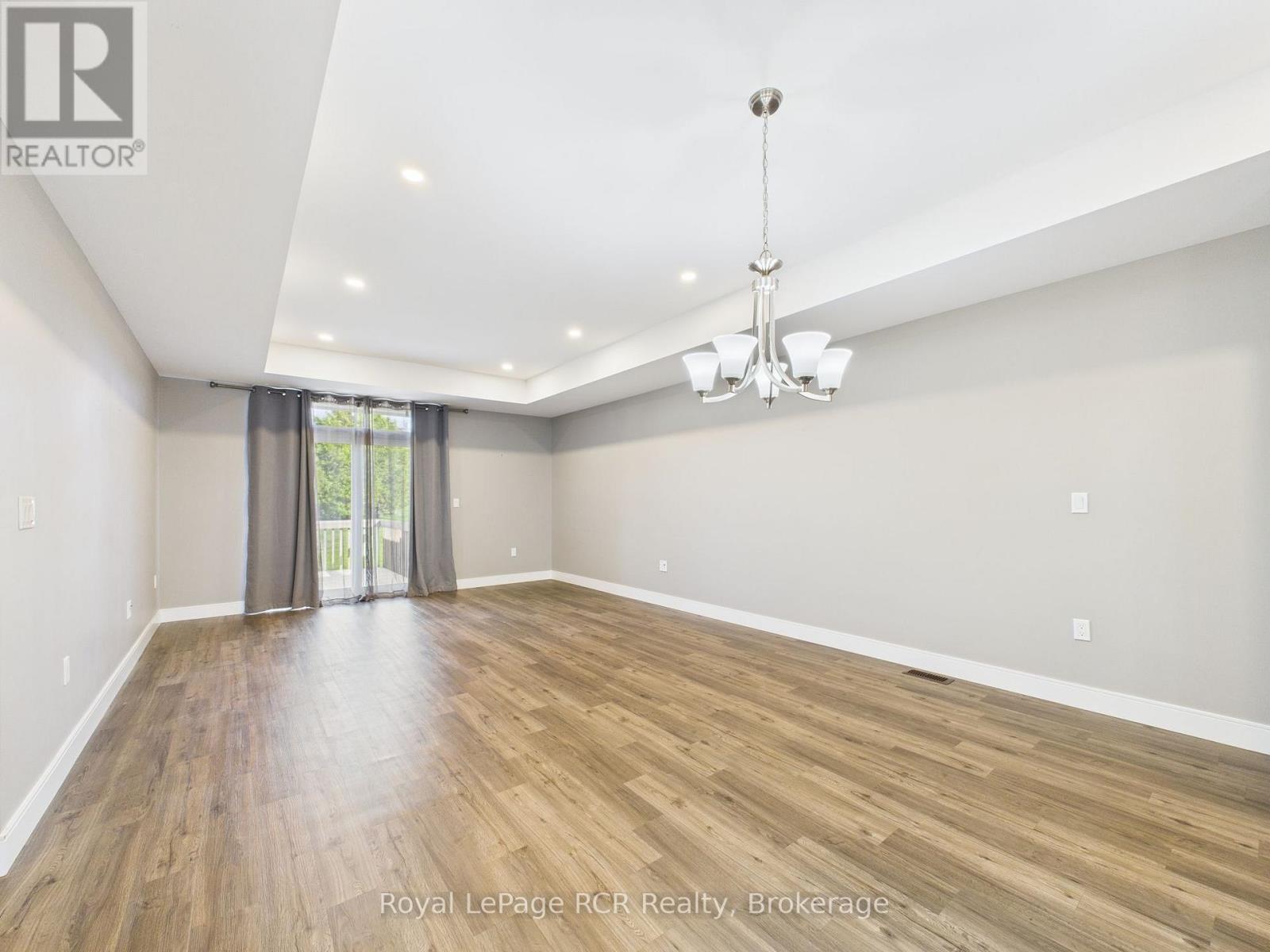 36 Jordan Crescent Property Photo 12