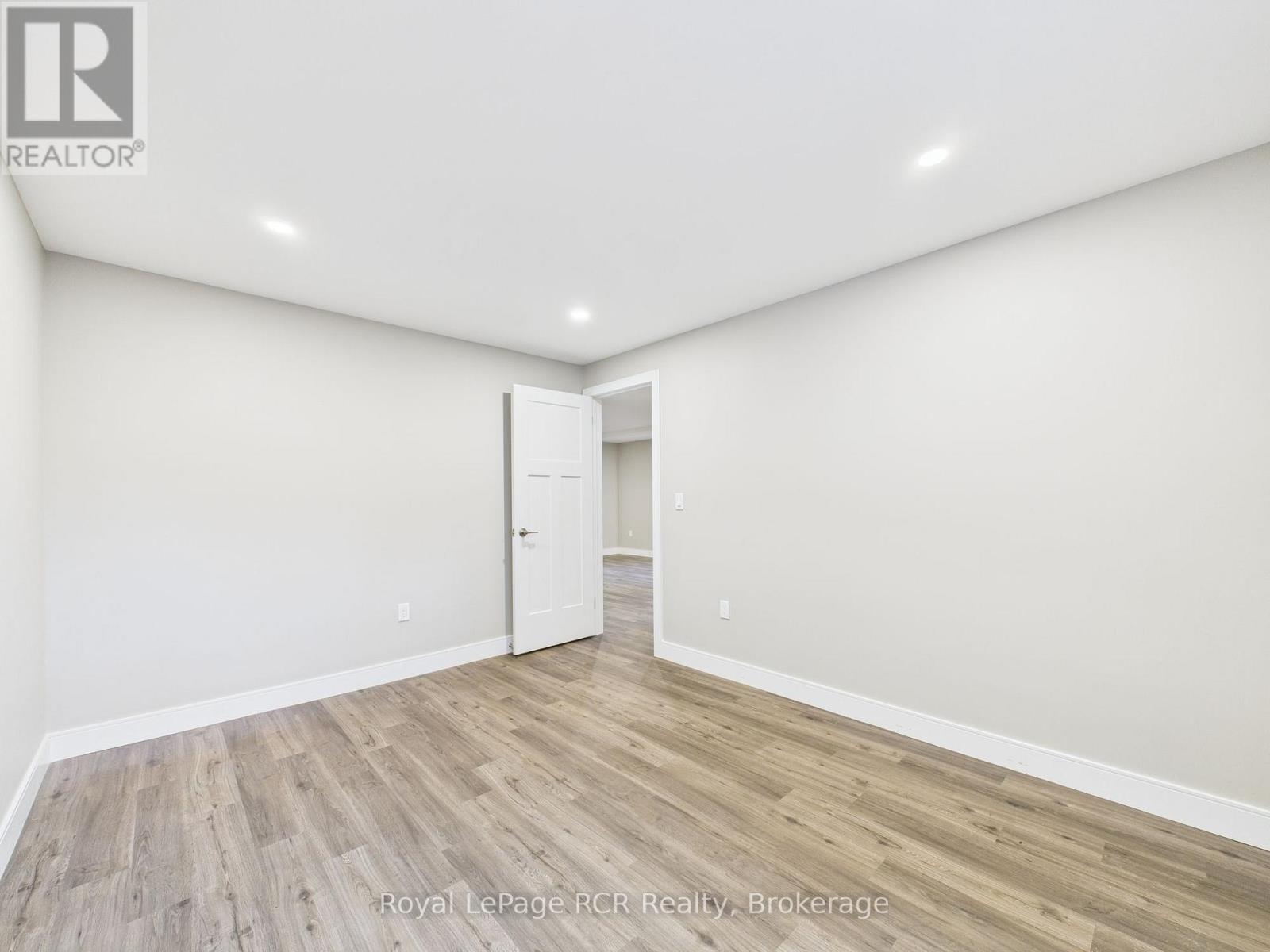 36 Jordan Crescent Property Photo 23