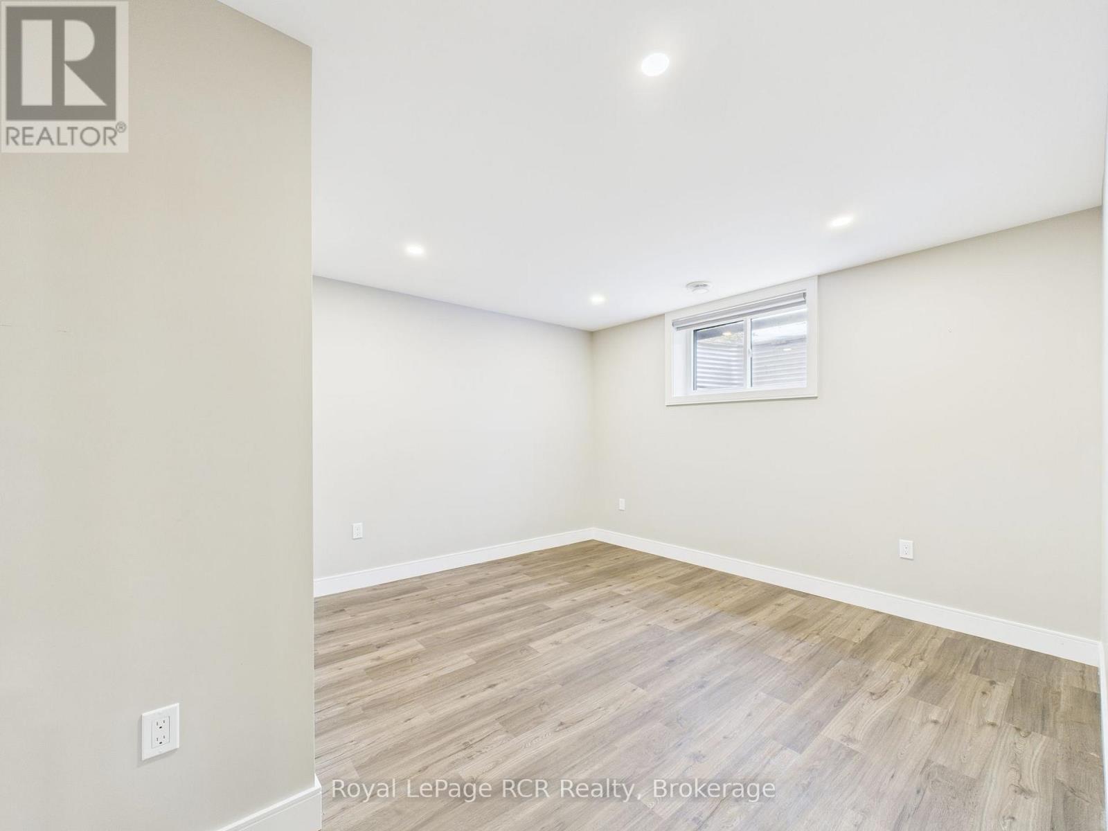36 Jordan Crescent Property Photo 25