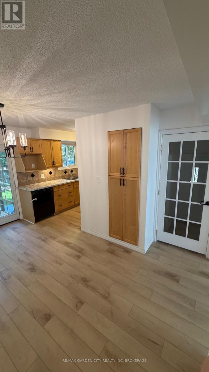 102 Tupper Drive Property Photo 6