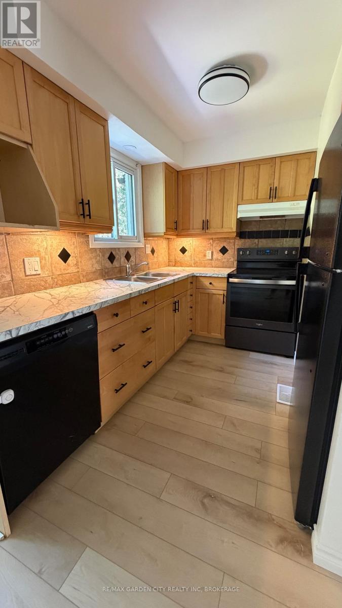 102 Tupper Drive Property Photo 8
