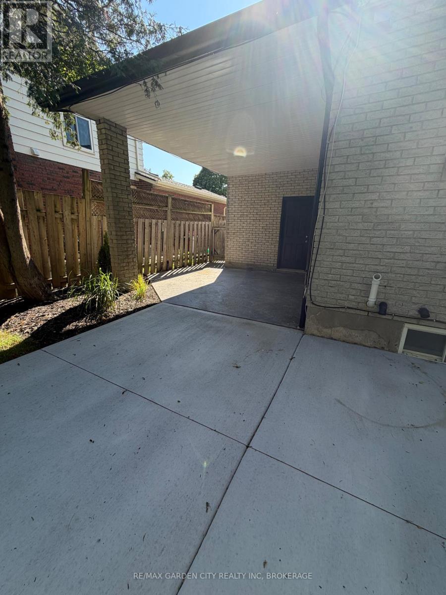 102 Tupper Drive Property Photo 32