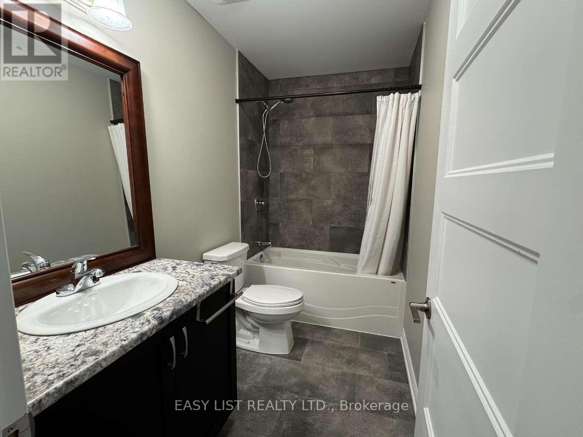 306 Belfort Crescent Property Photo 18